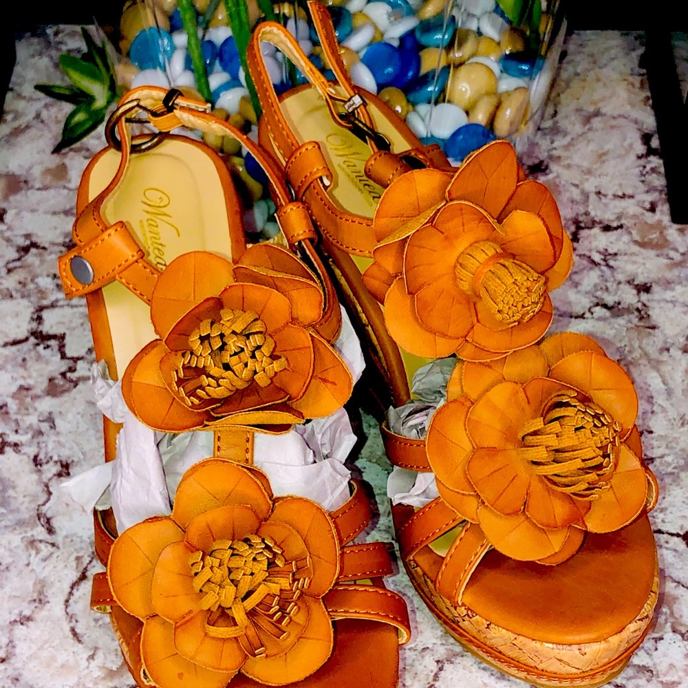 Daisy Sandal